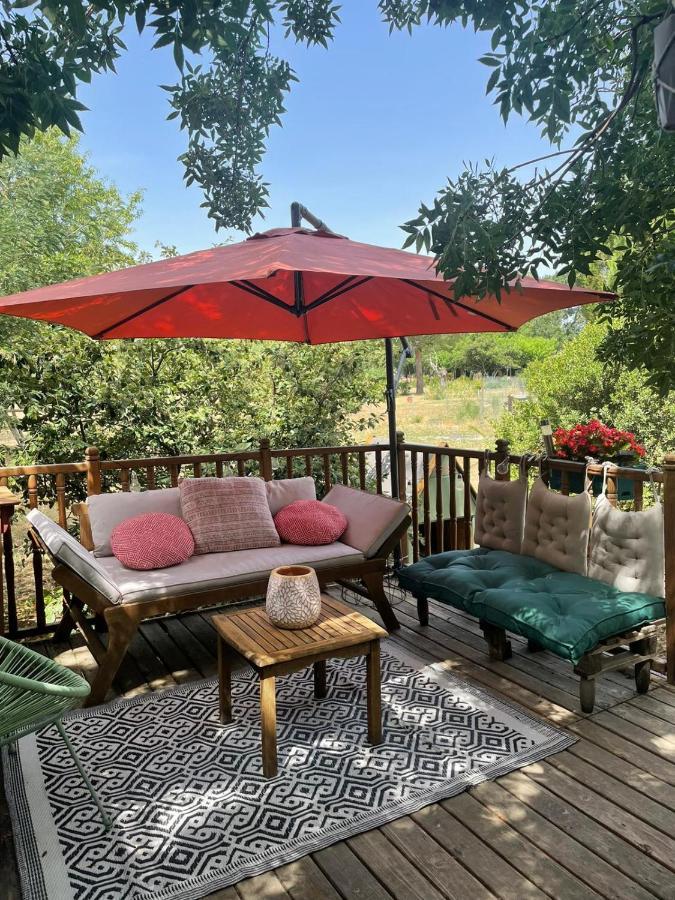 Roulotte En Bois Sud France Guest House Le Soler Luaran gambar