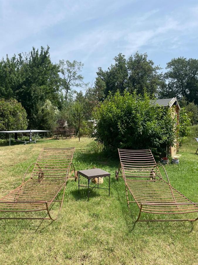 Roulotte En Bois Sud France Guest House Le Soler Luaran gambar
